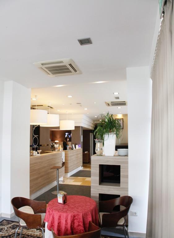 Hotel Majorca Sul Mare In Centro A Riccione Zewnętrze zdjęcie