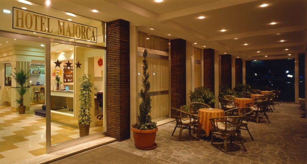 Hotel Majorca Sul Mare In Centro A Riccione Zewnętrze zdjęcie