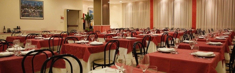 Hotel Majorca Sul Mare In Centro A Riccione Zewnętrze zdjęcie