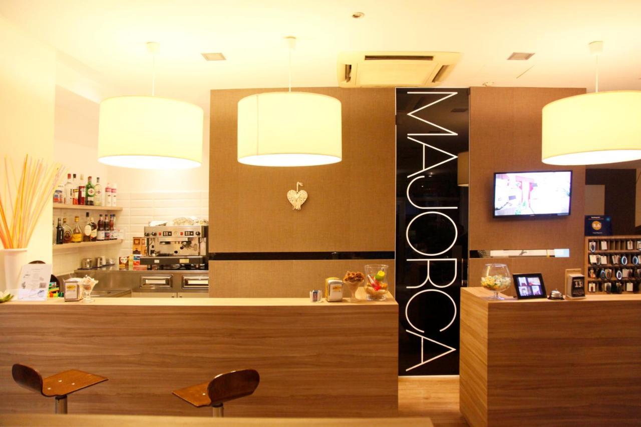 Hotel Majorca Sul Mare In Centro A Riccione Zewnętrze zdjęcie